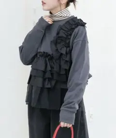 KBF フリルドッキングスウェット