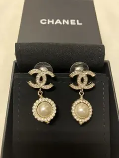CHANEL シャネル ピアス