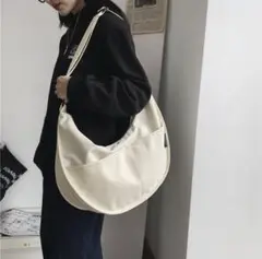 ショルダーバッグ 肩掛け ナイロン 防水 撥水 新品