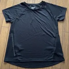 レディーススポーツTシャツ　Sサイズ
