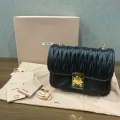 【付属品付き】ミュウミュウ　ショルダーバッグ