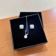 【新品】【即日発送】モアサナイト 925ネックレスピアスセット　ダイヤよりも輝く