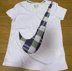 NIKE Tシャツ