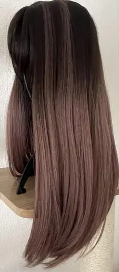 ヘアウィッグ　ピンクアッシュグラデーション　ロングヘア