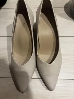 美品です！サンダル ベージュ ポインテッドトゥ 23.0