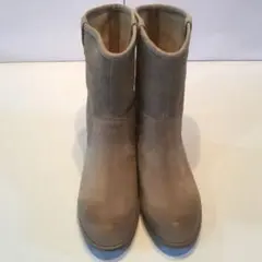 Item thumbnail for item e7c1be2b-3a78-4ad1-aba9-af05f7b66e77