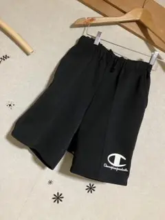 チャンピオンハーフパンツMサイズ
