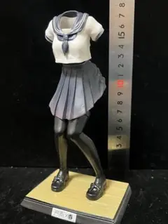 セーラー服フィギュア カバン付き
