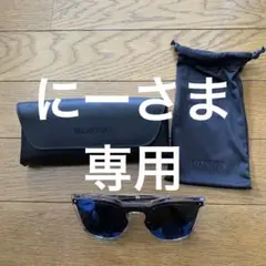 ヴァレンティノ サングラス 新品未使用