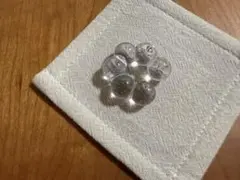 ガラスみたいなイヤカフ