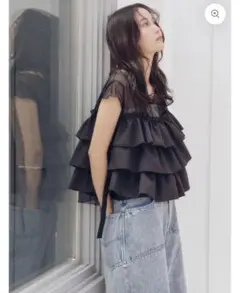 andequal piping bulky frill blouse