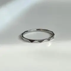 リング　極細　シルバー　多角形　シンプル