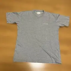 カールヘルムV襟Tシャツ