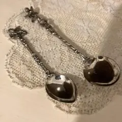 Item thumbnail for item 3b07e05c-b66e-45d5-84a5-61076f9934e4