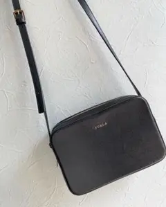 特別値引き中!FURLA リリー・ショルダーバッグポシェット