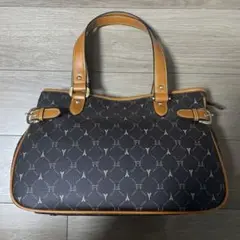TTaGbaG ロゴつきバッグ　レディース