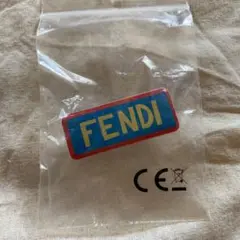 FENDI ピンバッチ