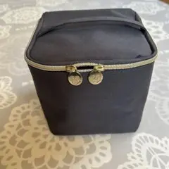 Item thumbnail for item edd54f28-4296-4746-bcc9-3f581a83c9c1