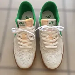 Nike SB ヘルテージバルク