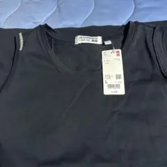 ユニクロ　アニヤハインドマーチ　T3SLEEVELESS ノースリーブT
