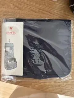 ネイビー トラベルポーチ 吊り下げ可能