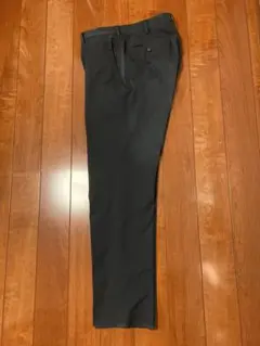 UNIQLO 感動パンツ　ウエスト79cm レングス76cm