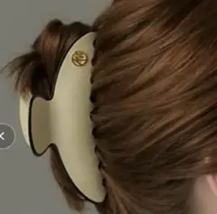 (完売品)muku ヘアクリップ　アイボリー