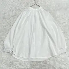 a.v.v アーヴェヴェ　人気　ブラウス キレイ 長袖シャツ　美品　XS 透け感