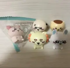ちいかわインテリアミニフィギュア5 古本屋他