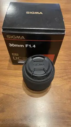 SIGMA 30mm F1.4 EX DC