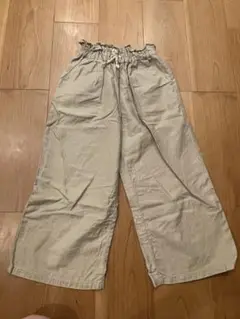 GU kids 130 パンツ　ロング