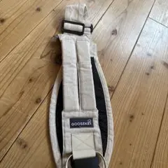 GOOSEKET ベージュ 抱っこひも　折りたためる