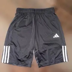 adidas ハーフパンツ 160cm 黒
