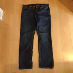 濃い青 ストレートデニム