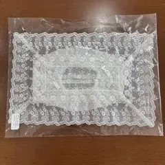 【新品・未使用】ホワイトレース生地 ティッシュケース26x12x9cm