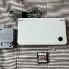 DSi LL 本体