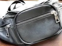 ラスト　新品◆ボディバッグ　ウエストバッグ　ウエストポーチ　黒◆