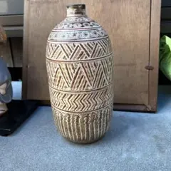幾何学模様の陶器花瓶 30cm
