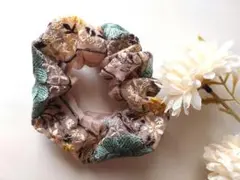 本日限り値引き　シュシュ 16 インド刺繍　ハンドメイド