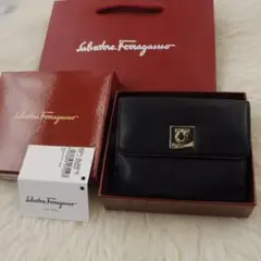 【極美品✨箱付き】Salvatore Ferragamo 折り財布 ガンチーニ