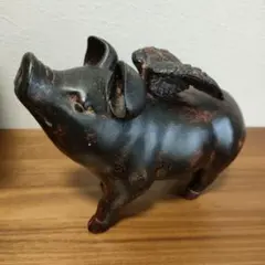 フライングピッグオブジェ