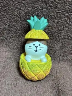 concombre パイナップル　ねこ