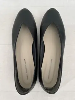 URBAN RESEARCH DOORS Vカットパンプス 38