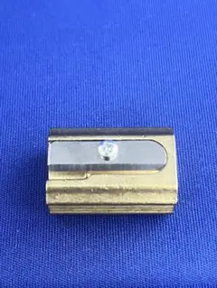 Item thumbnail for item 09b176e5-1c7e-40e6-82a8-3861246b8fb3