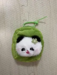 パンダ顔の緑色コインケース