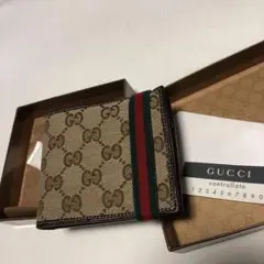 GUCCI折りたたみサイフ小銭入れナシ