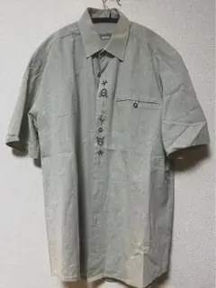 チロリアンシャツ