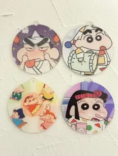 クレヨンしんちゃん アクリルチャーム 4個セット