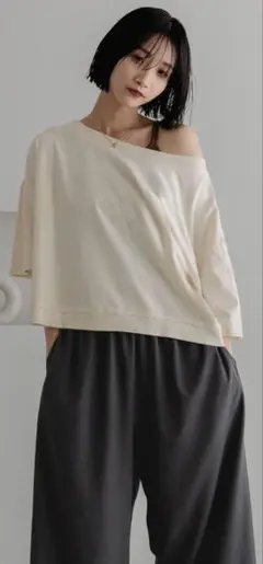 LOWRYS FARM☆ピンク ショート丈 Tシャツ
