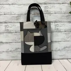ハンドメイド トートバッグ　No.884 一点物　パッチワーク風　ネコバッグ